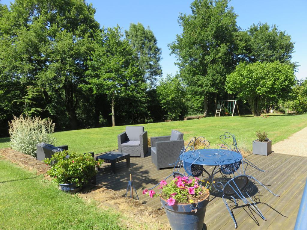 Bed and Breakfast Les Quatre Saisons Moitron-sur-Sarthe Exterior foto